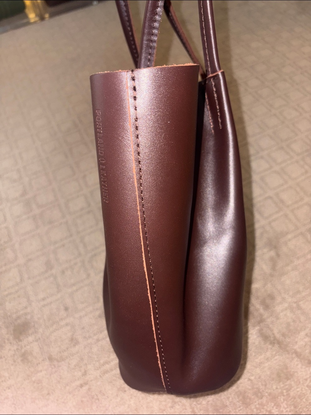 Portland Leather Goods Devan Bucket Tote large in Grizzly - Picture 8 of 9